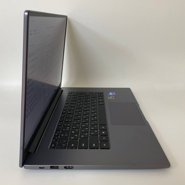 Ноутбук Honor MagicBook 14 Nbl-WAQ9HNR / AMD Ryzen 5 3500U/ 8 Гб/ ssd 256 Гб