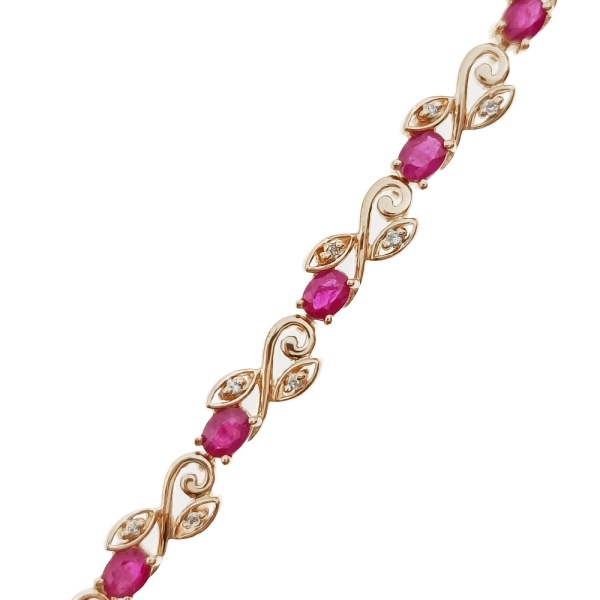 Браслет из золота 585 пробы с бриллиантами и рубином