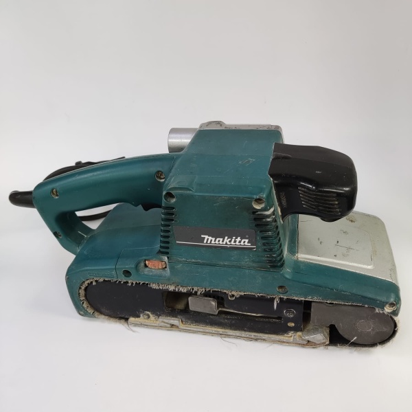 Шлифмашина MAKITA 9404