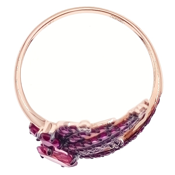 Кольцо из золота 585 пробы с топазом, рубином с. и бриллиантами