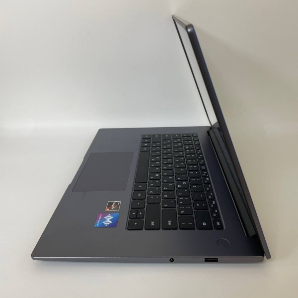 Ноутбук Honor MagicBook 14 Nbl-WAQ9HNR / AMD Ryzen 5 3500U/ 8 Гб/ ssd 256 Гб