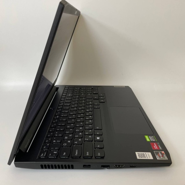 Ноутбук Lenovo Ideapad gaming 3 15ACH6 / AMD Ryzen 5 5600H/ 8 Гб/ ssd 512 Гб