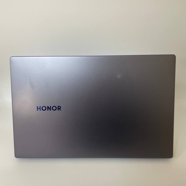 Ноутбук Honor MagicBook 14 Nbl-WAQ9HNR / AMD Ryzen 5 3500U/ 8 Гб/ ssd 256 Гб