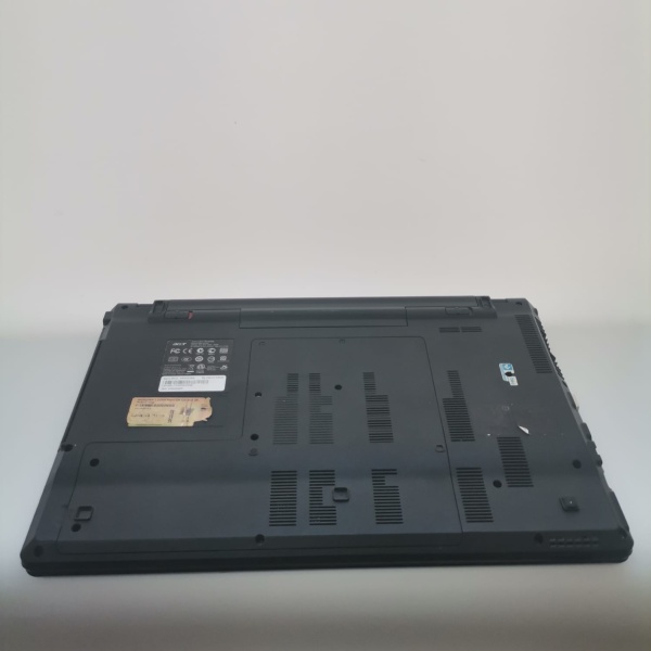 Ноутбук ACER Aspire 5553/ i3 M380/4 Гб/SSD 128 Гб