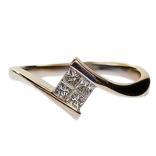 Кольцо из золота 585 пробы с бриллиантами