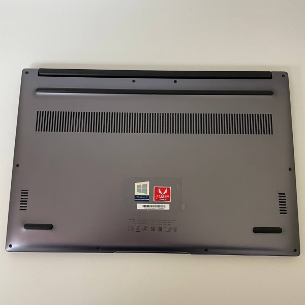 Ноутбук Honor MagicBook 14 Nbl-WAQ9HNR / AMD Ryzen 5 3500U/ 8 Гб/ ssd 256 Гб