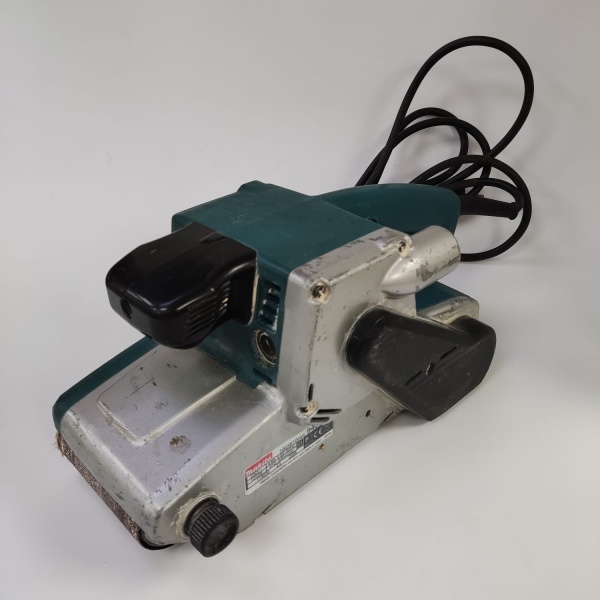 Шлифмашина MAKITA 9404
